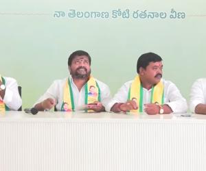కవితపై విమర్శలు చేస్తే ఊరుకోం: టీఆర్ఎస్ నేతల హెచ్చరిక