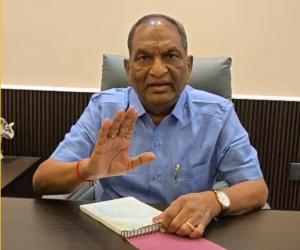 వడ్ల కొనుగోళ్లలో రూ.107 కోట్ల అవినీతి: మంత్రి లక్ష్మణ్ కుమార్‌కు మాజీ మంత్రి కొప్పుల ఈశ్వర్ సవాల్