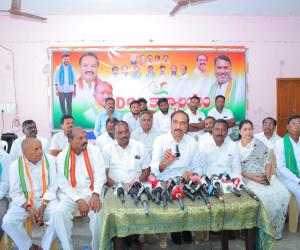 బోర్నపల్లి–జగన్నాథ్‌పూర్ బ్రిడ్జిపై రాజకీయ దుమారం.. జీవన్ రెడ్డి వ్యాఖ్యలపై ఎమ్మెల్యే డా. సంజయ్ కుమార్ కౌంటర్