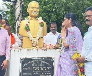ప్రొఫెసర్ కొత్తపల్లి జయశంకర్ ఆశయ సాధనే ఆయనకు నిజమైన నివాళి – మున్సిపల్ చైర్ పర్సన్  సమీండ్ల వాణి శ్రీనివాస్