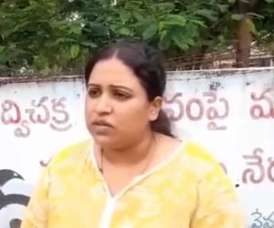 వేములవాడలో ఫోక్ సాంగ్ ఆర్టిస్ట్‌పై భార్య ఫిర్యాదు