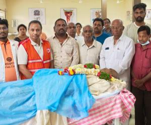  రాచకొండ కళాధర్ పార్థివ దేహం ప్రభుత్వ వైద్య కళాశాలకు అప్పగింత 