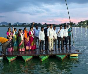చింతకుంట చెరువులో వినాయక నిమజ్జన ఏర్పాట్ల పరిశిలించిన ఎమ్నెల్యె సంజయ్