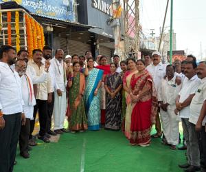 బాపూజీ ఆశయ సాధనకు, బీసీల అభ్యున్నతికి కృషి చేస్తాం: మున్సిపల్ చైర్‌పర్సన్ సమిండ్ల వాణి శ్రీనివాస్