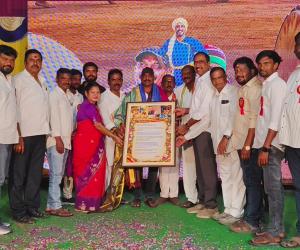 పాటల ప్రయాణంలో రాజేందర్ మరింత ఉన్నతికి ఎదగాలి.  కళాకారులతోనే సమాజ చైతన్యం.  జగిత్యాల ఎమ్మెల్యే డాక్టర్ సంజయ్ కుమార్.
